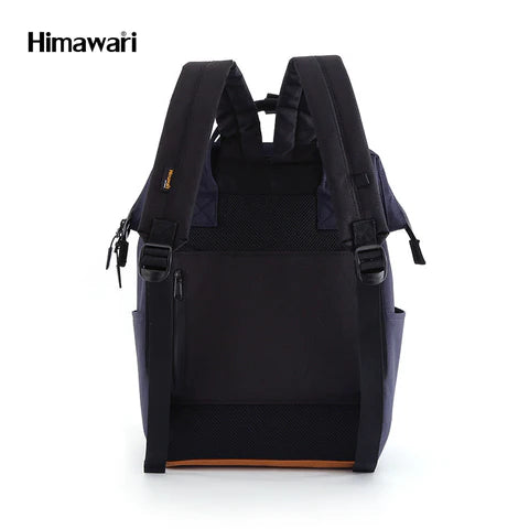 vista trasera mochila azul con correas acolchadas
