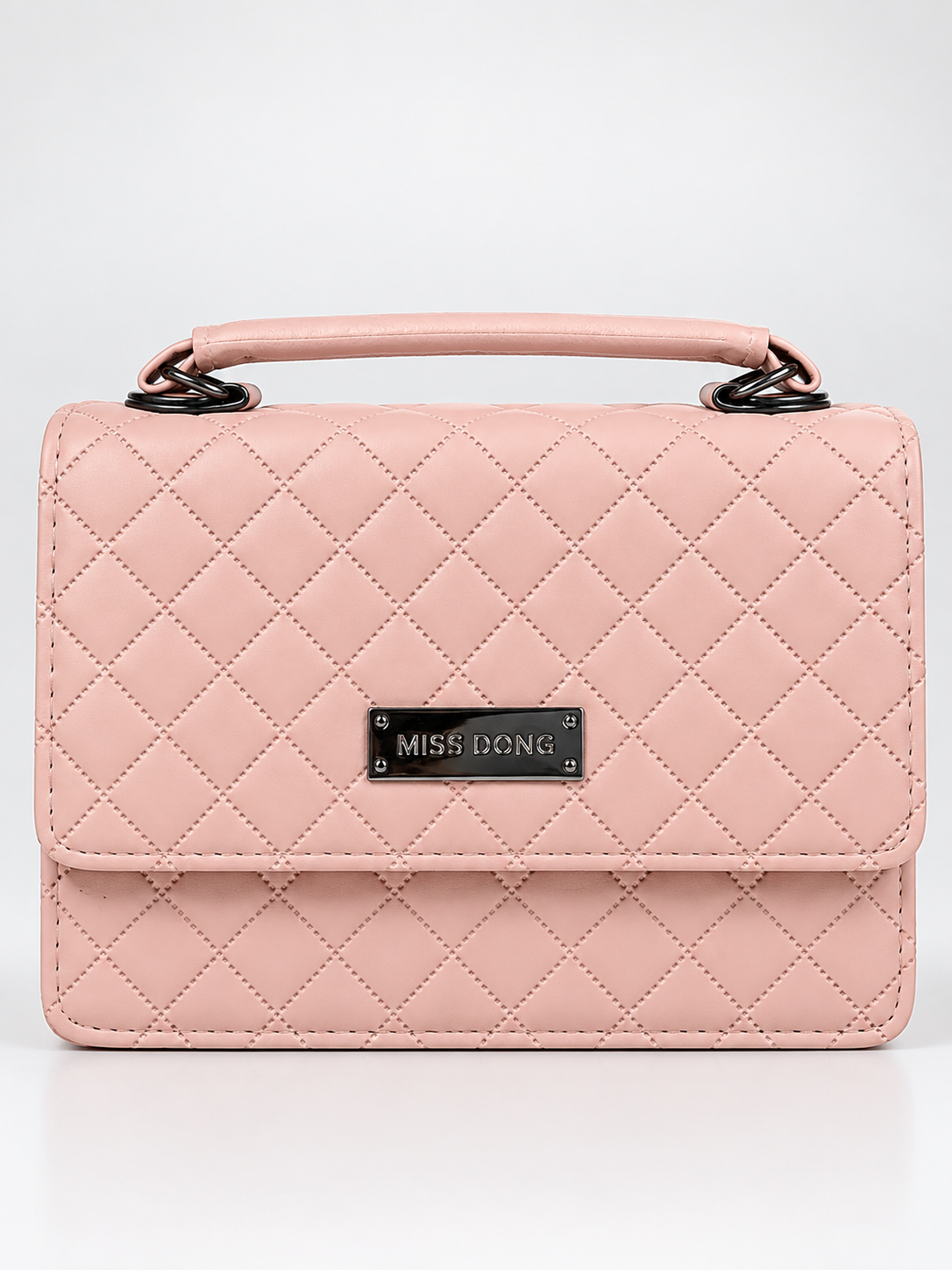 Bolso bandolero rosa para mujer vista frontal con diseño acolchado