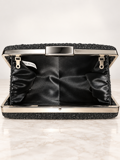 Clutch negro para mujer con interior forrado