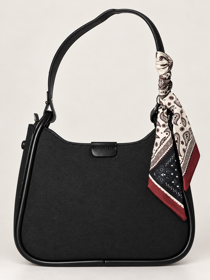 Bolso de hombro negro para mujer con pañuelo estampado – vista frontal
