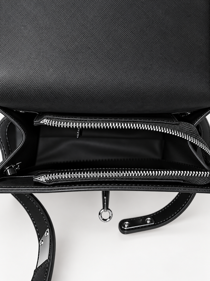 Bolso estructurado negro para mujer detalle del interior con cremallera