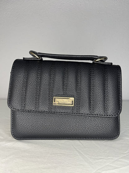 Bolso Negro Acolchado Elegante Con Solapa Para Dama
