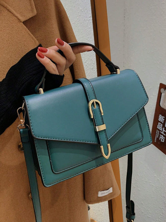 bolso verde azulado tipo crossbody para dama con hebilla dorada