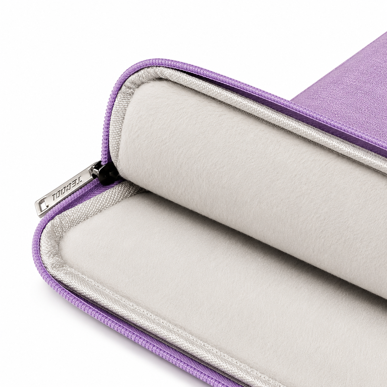 Funda para laptop detalle de interior acolchado y suave