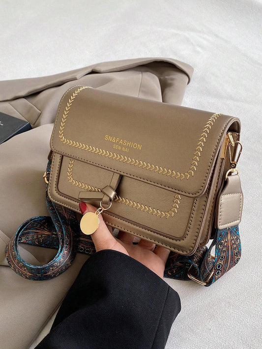 bolso bronce cuadrado para dama