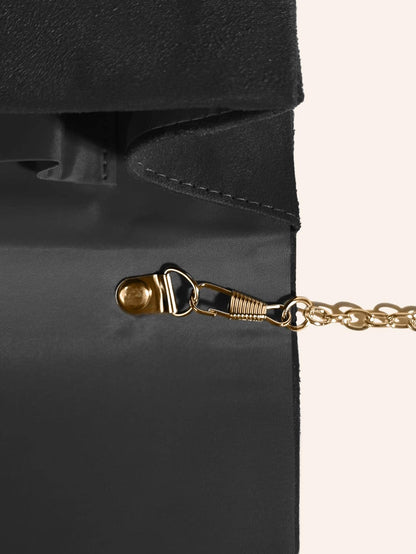 Bolso negro para mujer detalle de cadena desmontable dorada