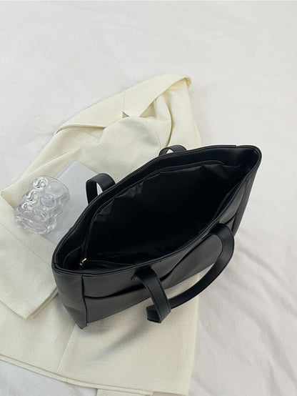 Bolso tote negro para mujer detalle del compartimento interior