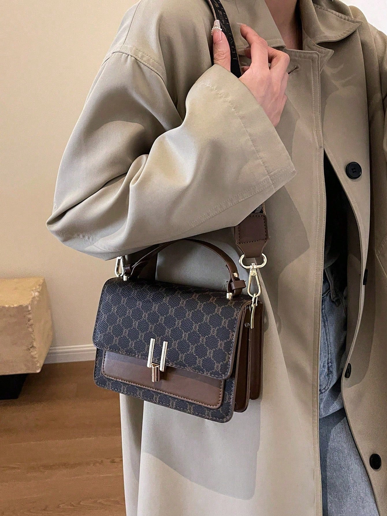 correa ajustable desmontable del bolso marrón