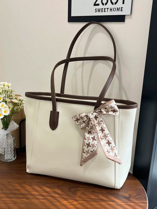 bolso blanco tote para dama con lazo decorativo