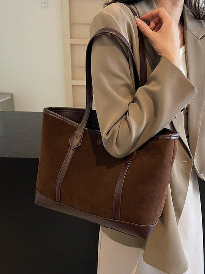 Bolso tote café para mujer detalle de asas largas