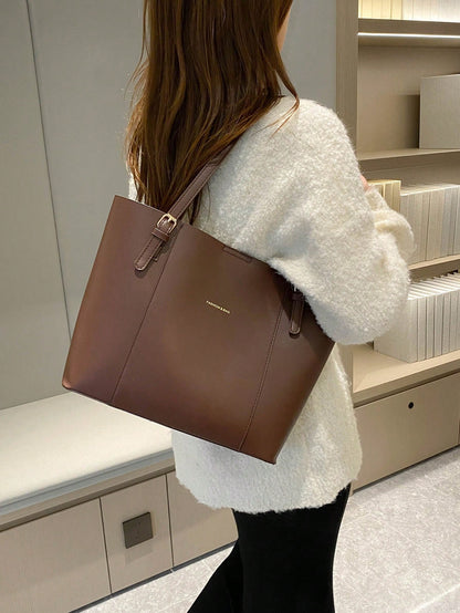 interior del bolso tote marrón para dama