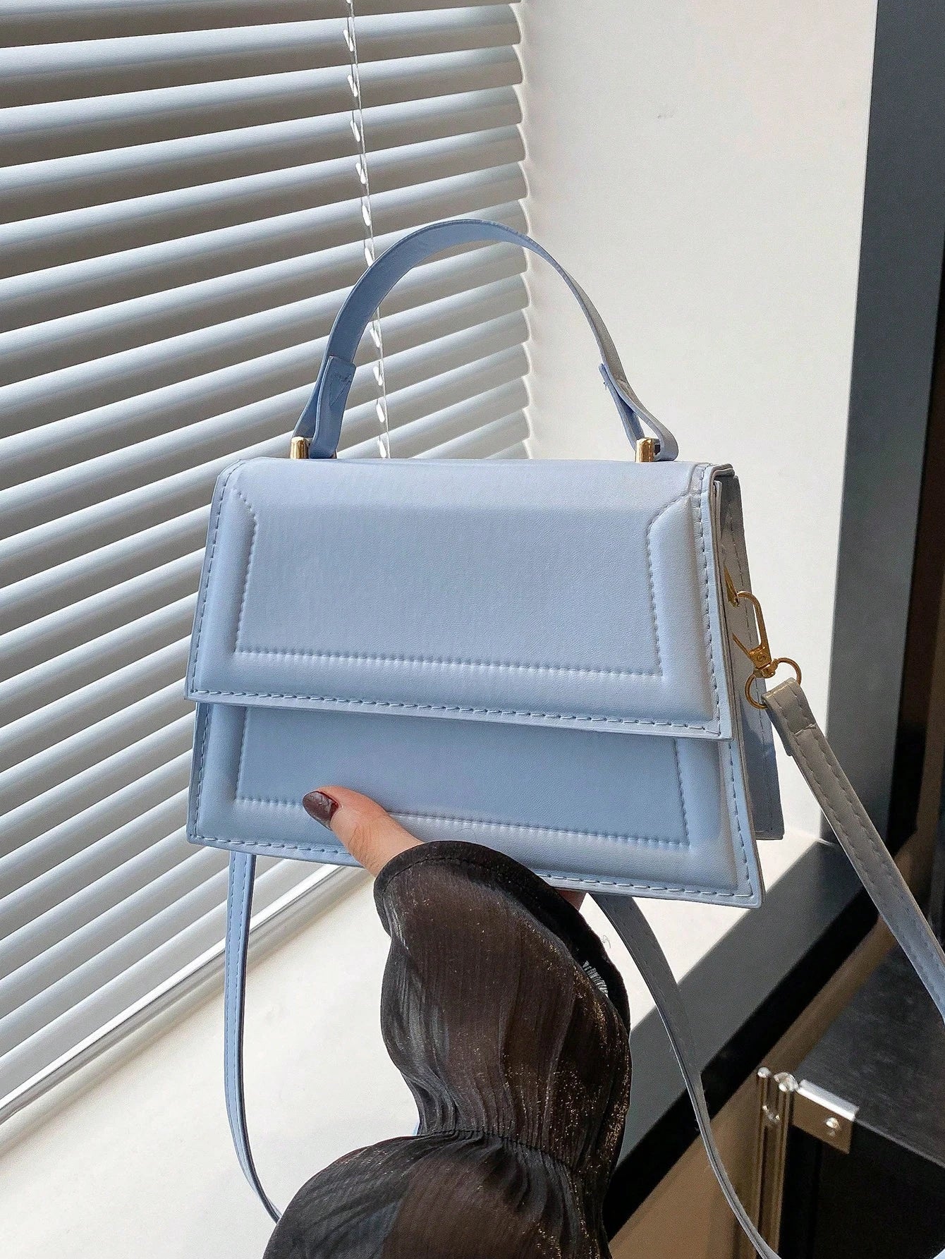 bolso azul mini con solapa para dama