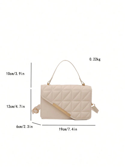 medidas del bolso 19 × 12 × 6 cm