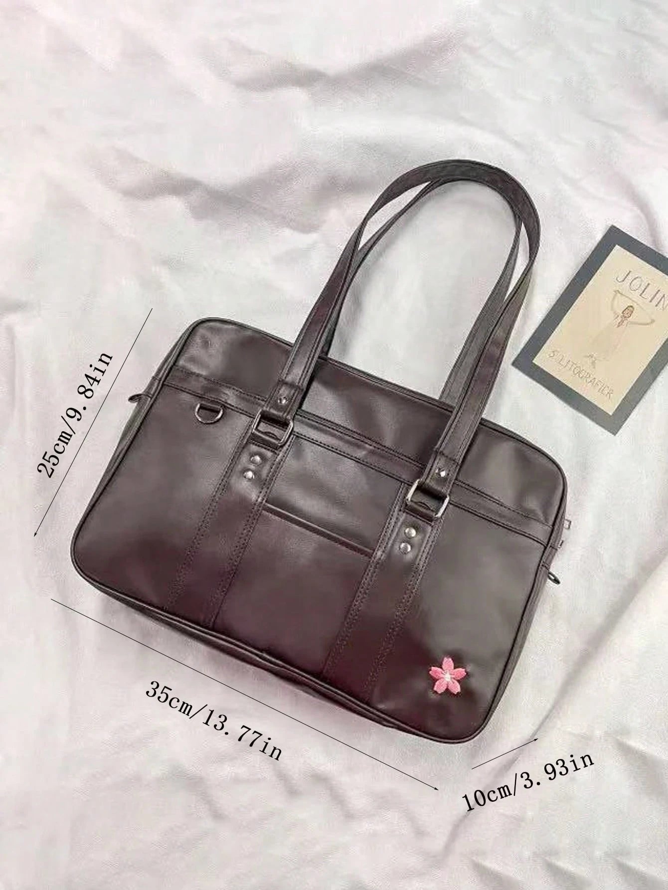Bolso tote marrón mocha para mujer vista superior con medidas del bolso