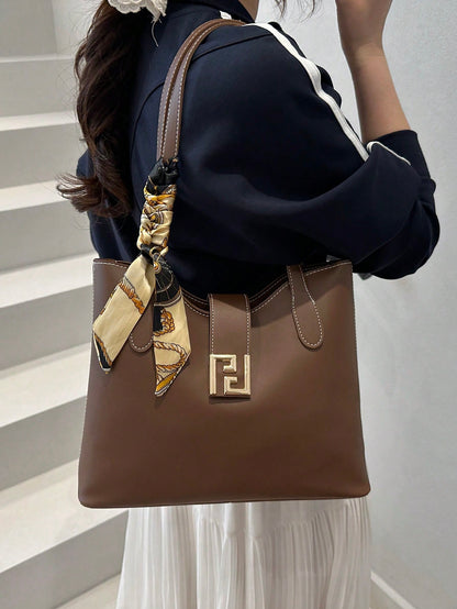 bolso tote café con correa doble vista lateral