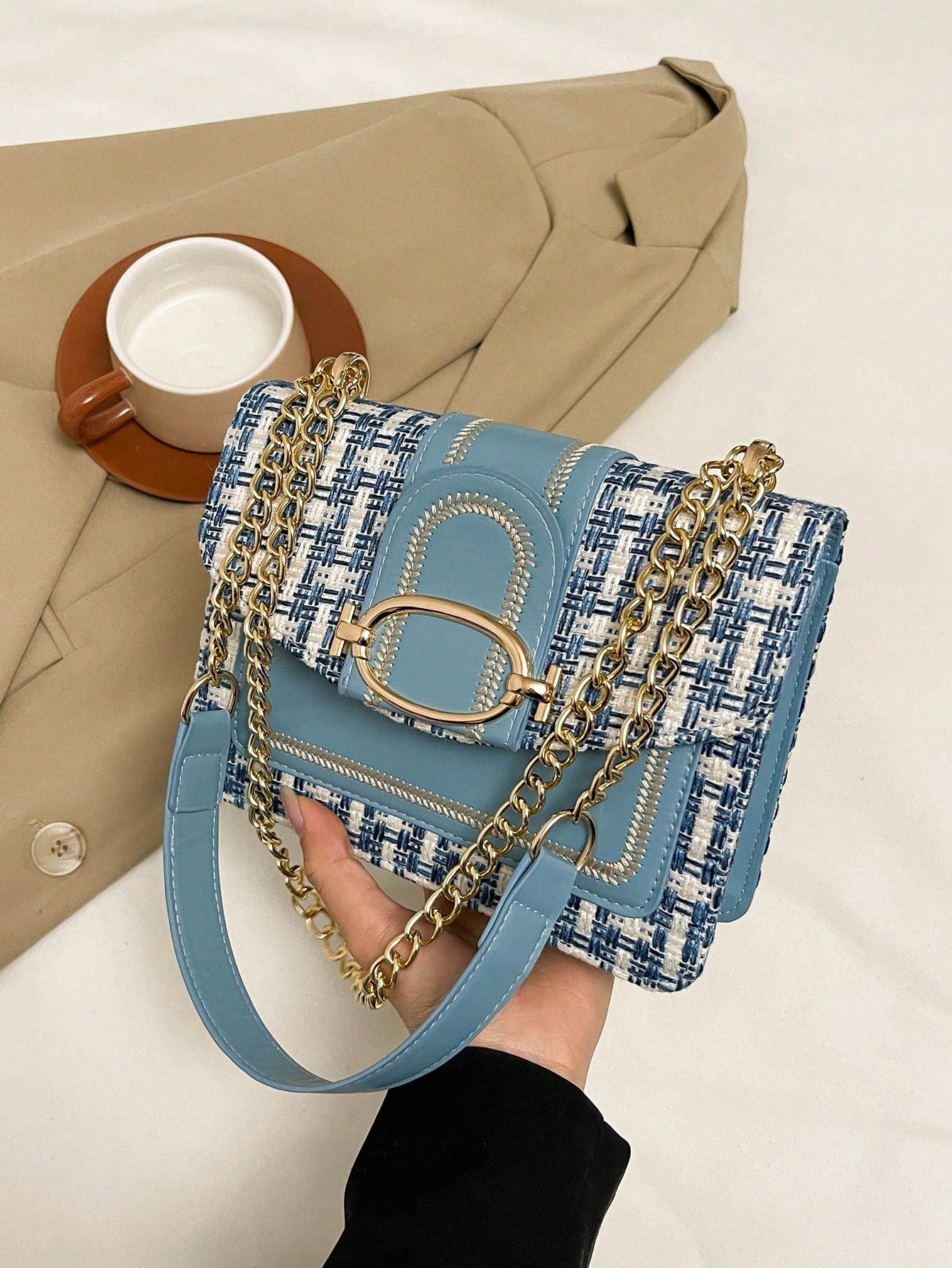 bolso tejido azul cuadrado para dama