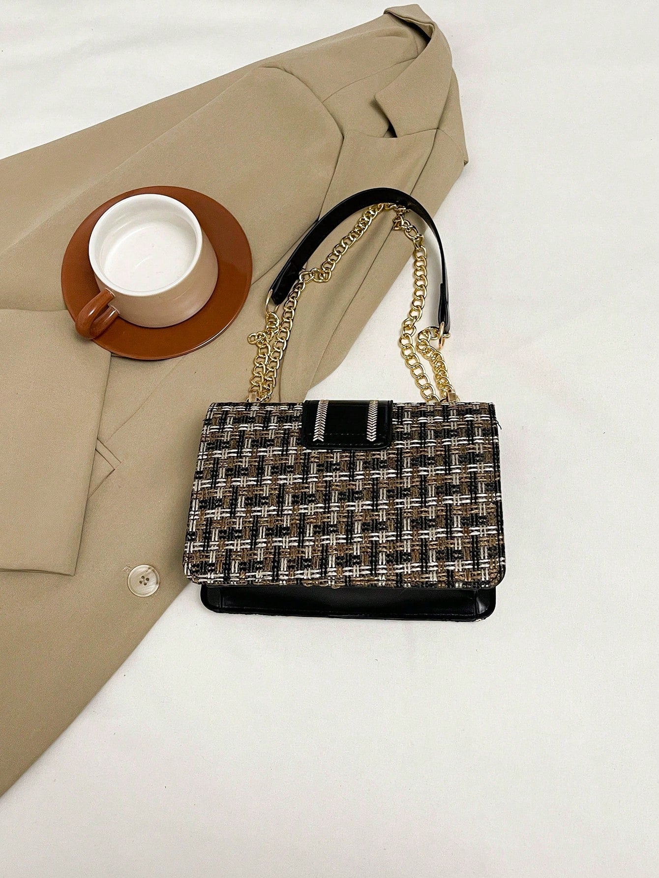 vista trasera bolso tejido mini