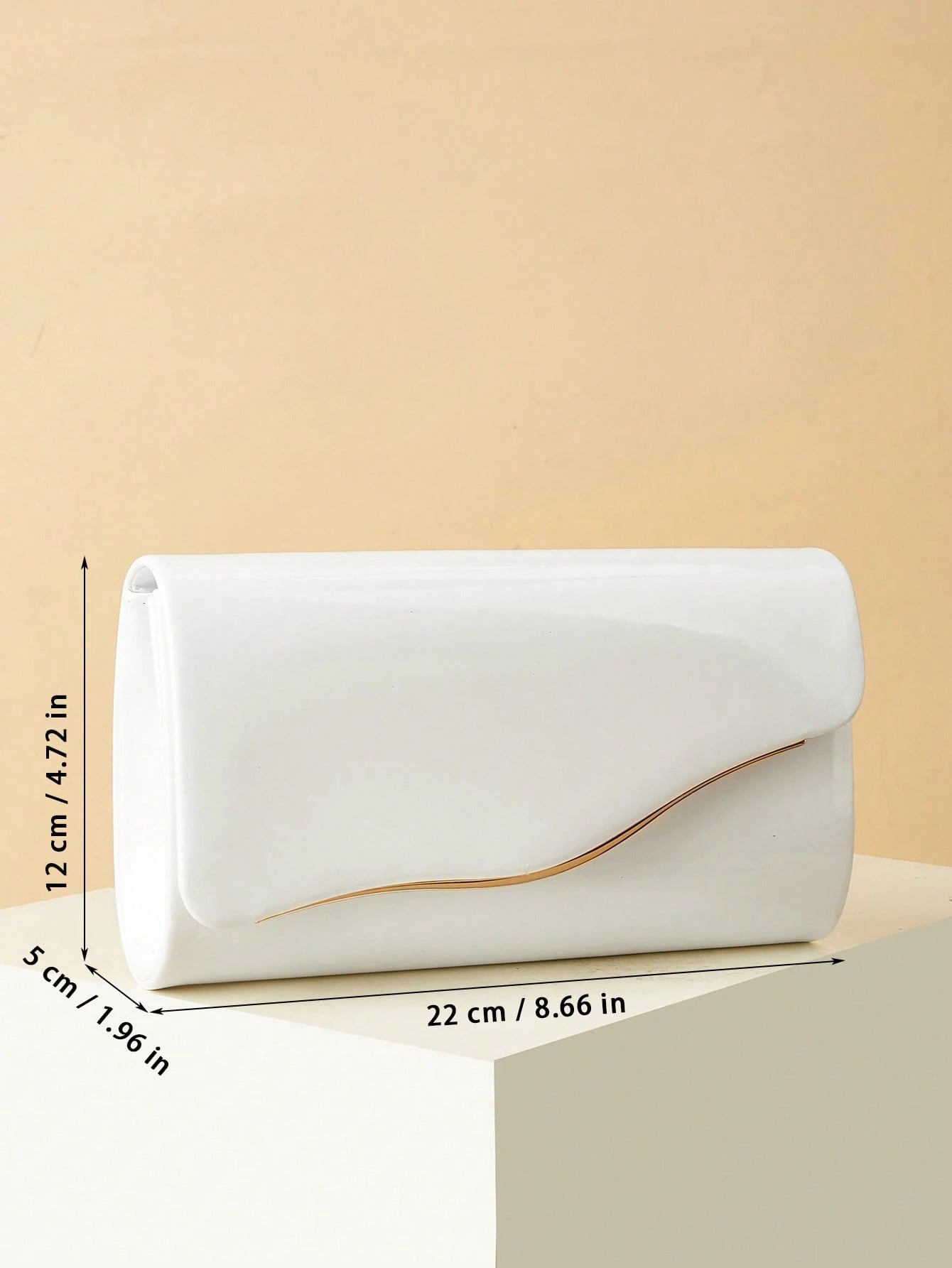 bolso de fiesta blanco para mujer vista frontal con medidas
